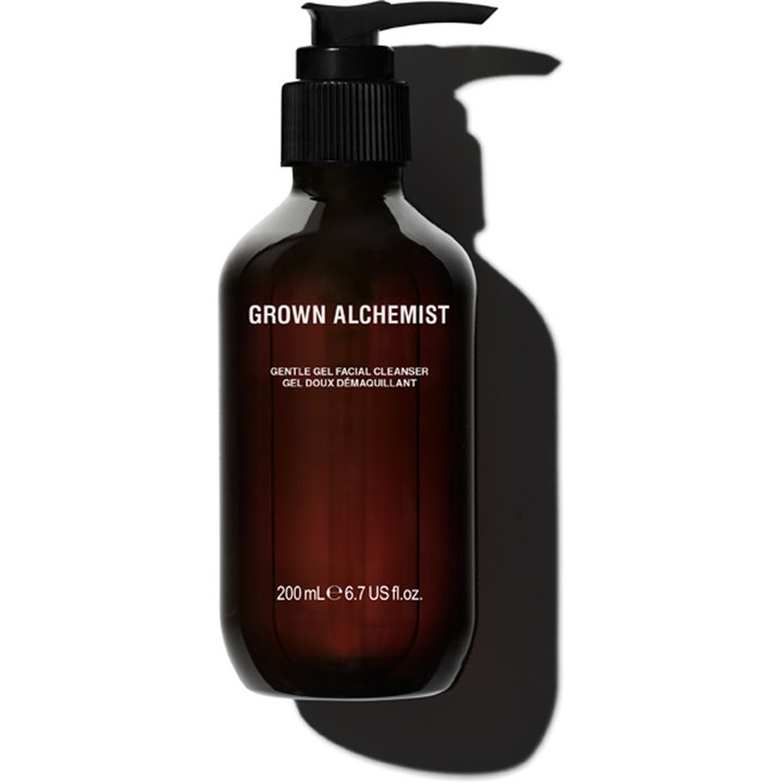 Grown Alchemist Gentle Gel Facial Cleanser 200 ml skånsom ansiktsrens i mørk brun flaske med svart pumpe.