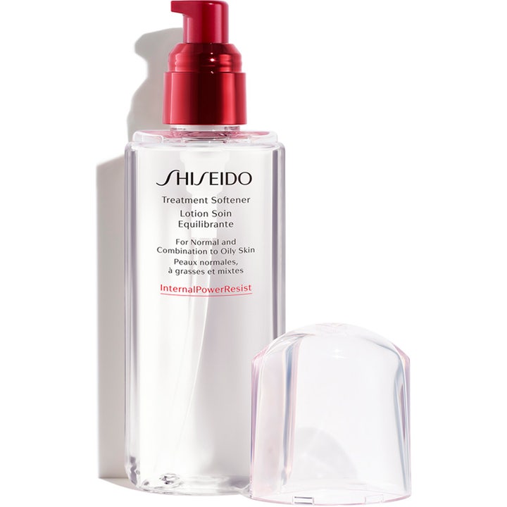 Shiseido Defend Treatment Softener 150 ml fuktighetsgivende toner i klar flaske med rød pumpe og gjennomsiktig lokk