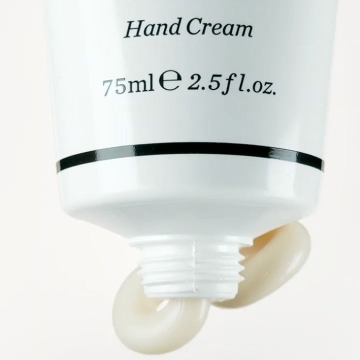 Codage Paris The CODAGE Hand Cream 75 ml fuktighetsgivende håndkrem med fyldig hvit tekstur fra hvit tube