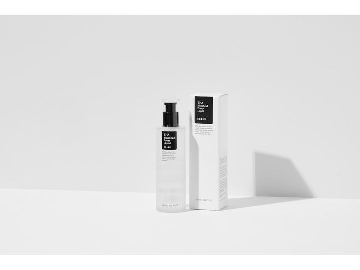 COSRX BHA Blackhead Power Liquid 100 ml eksfolierende toner i frostet flaske med hvit ytteremballasje