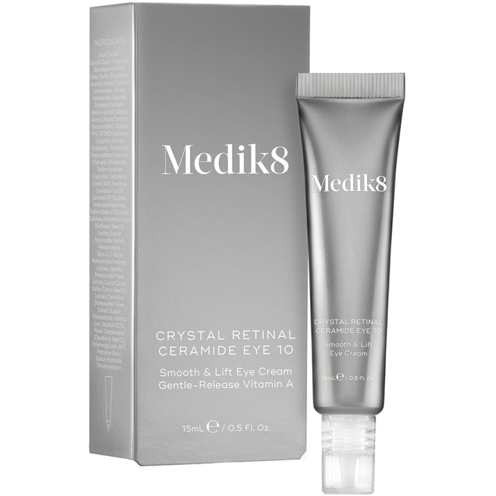 Medik8 Crystal Retinal Ceramide Eye 10 15 ml utglattende øyekrem med vitamin A i sølvfarget tube og eske