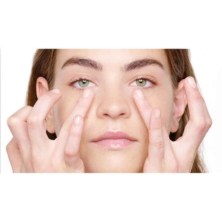 Clinique Maximum Hydrator 65 ml fuktighetsgivende ansiktskrem med niacinamid som påføres under øynene