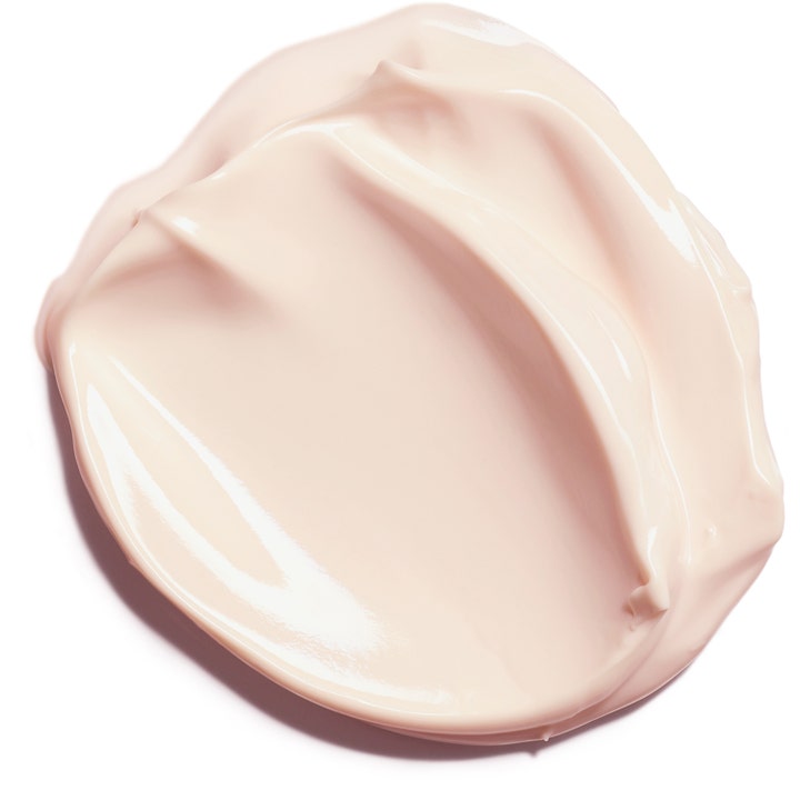 Clarins Multi-Active Jour SPF15 50 ml utglattende dagkrem med en fyldig, kremet og lyserosa tekstur som gir glød.