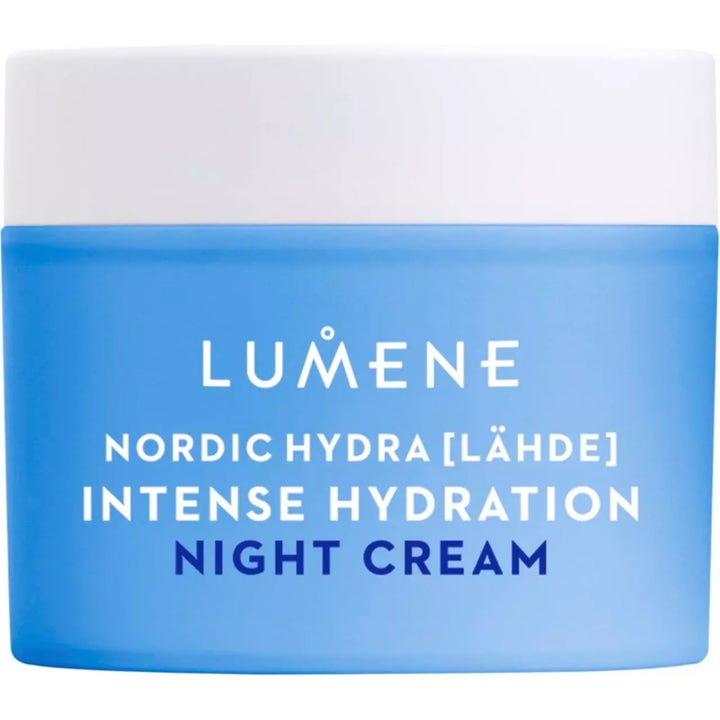 Lumene Nordic Hydra Intense Hydration Night Cream fuktighetsgivende nattkrem i en lyseblå krukke med hvitt lokk