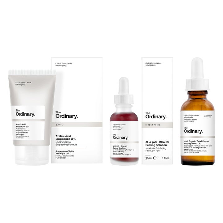 The Ordinary hudpleiesett som gir glød med Azelaic Acid tube, rød AHA peeling og Rose Hip Seed Oil i glassflasker