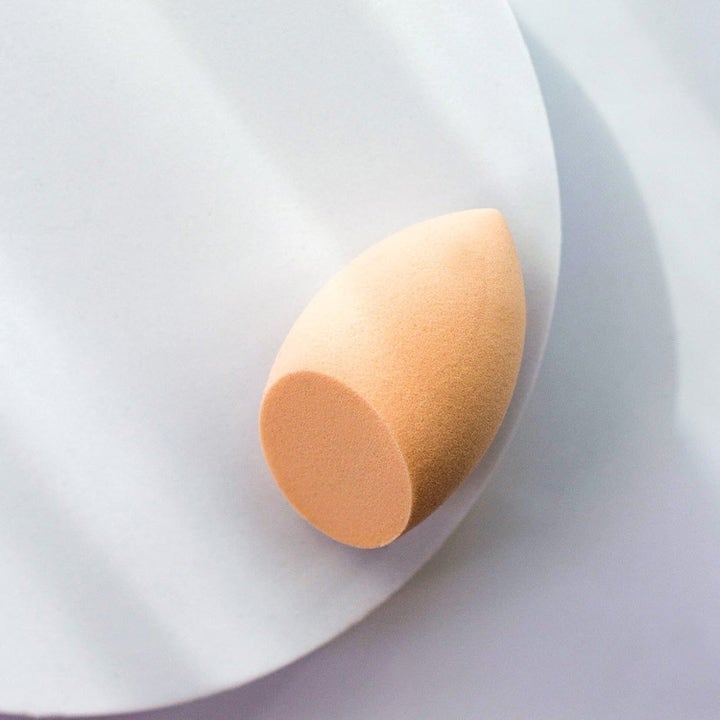 Under Eye Brightener & Makeup Sponge