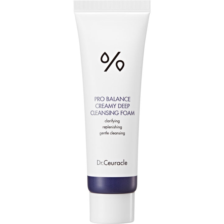 Dr. Ceuracle Pro Balance Creamy Deep Cleansing Foam 150 ml renseskum som gir klarere hud i hvit tube med blå detalj