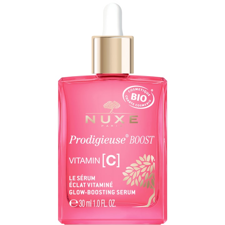 Nuxe Prodigieuse Boost 30 ml serum med Vitamin C som gir glød i en klar rosa glassflaske med gullfarget pipette