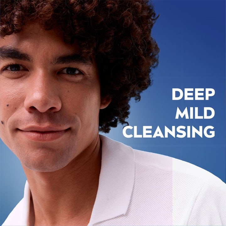 NIVEA Sensitive Face Wash 100 ml rensegel gir dyp og mild rengjøring vist med en mann og teksten Deep Mild Cleansing
