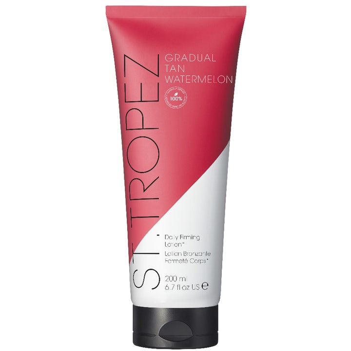 St. Tropez Gradual Tan Watermelon 200 ml fuktighetsgivende selvbruning i rosa og hvit tube med sort lokk