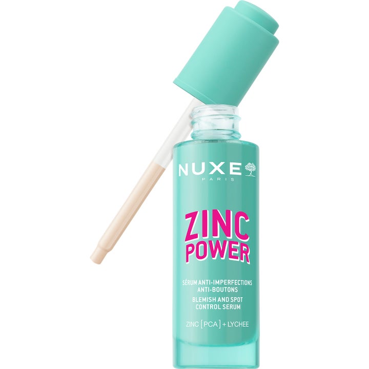 Nuxe Zinc Power Blemish And Spot Control Serum 30 ml mot kviser i turkis flaske med åpen pipette.
