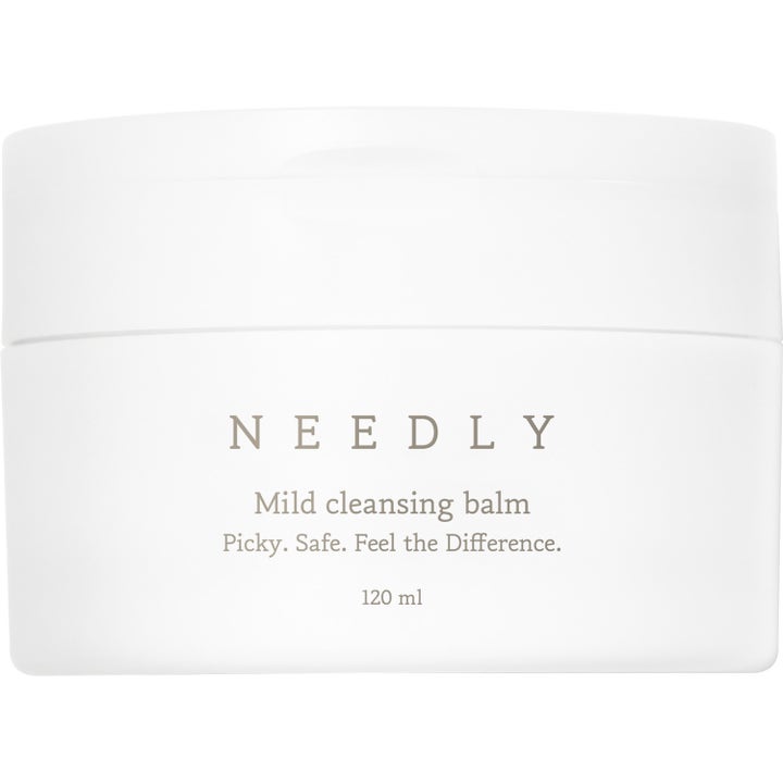 Needly Mild Cleansing Balm 120 ml mild rens som fjerner sminke i en hvit plastkrukke med minimalistisk design