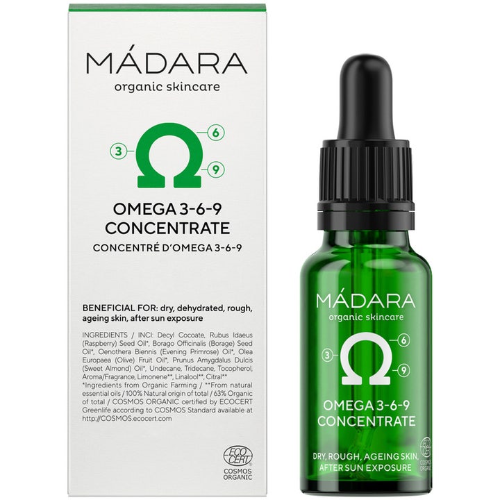 MÁDARA Omega 3 + 6 + 9 Concentrate 17,5 ml ansiktsserum som gir pleie til tørr hud i grønn glassflaske med svart pipette