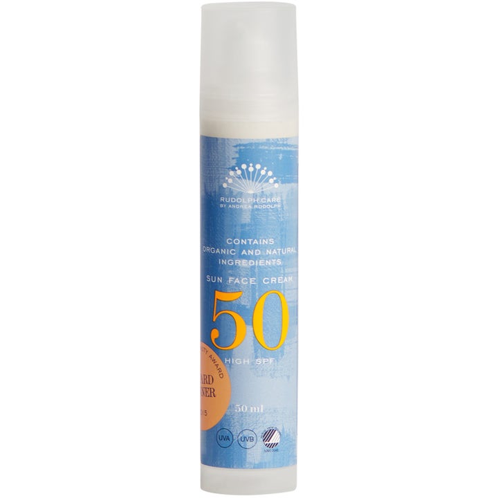 Rudolph Care Sun Face Cream 50 ml solkrem til ansikt med SPF 50 i hvit pumpeflaske med blått motiv og gult tall.