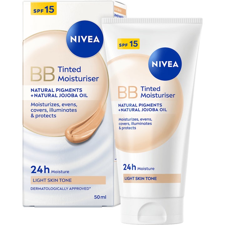 Nivea BB Tinted Moisturiser 50 ml fuktighetskrem med SPF 15 i hvit tube og eske som gir jevnere hudtone.