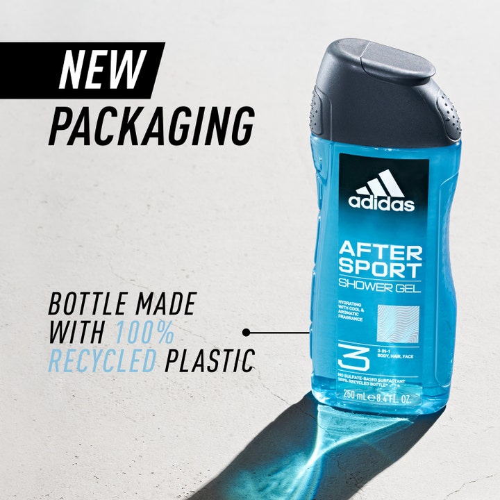 Adidas After Sport 400 ml dusjsåpe i blå plastflaske laget av 100 % resirkulert materiale.