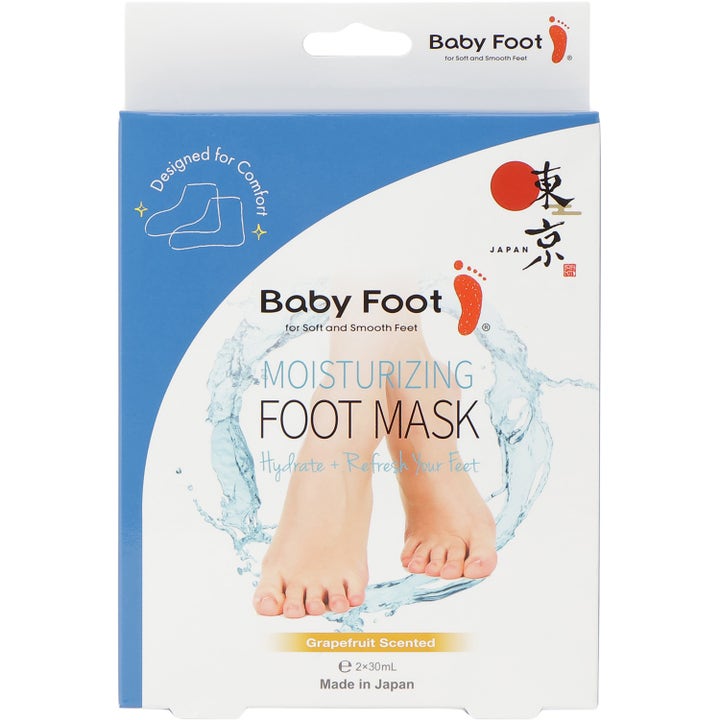 Baby Foot Moisturizing Foot Mask 2x30ml fuktighetsgivende fotmaske som hydrerer i hvit og blå eske med vannsprut