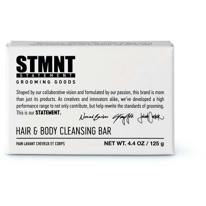 STMNT Grooming Goods Hair & Body Soapbar 125 g rengjørende fast såpe i hvit eske med minimalistisk sort tekst