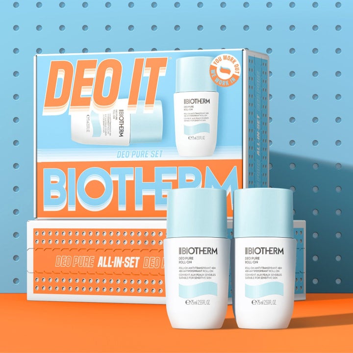 Biotherm Deo Pure Set 2026 Duo 4x75 ml antiperspirant i hvite roll-on flasker med lyseblå korker og matchende eske.