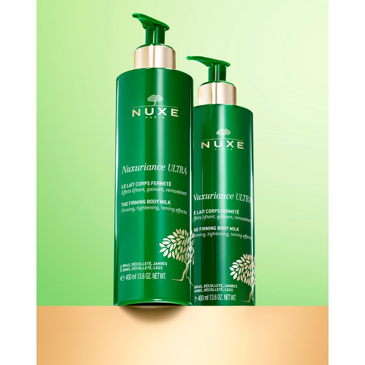 Nuxe Nuxuriance ULTRA The Firming Body Milk 400 ml oppstrammende body lotion i to grønne pumpeflasker med gulldetaljer