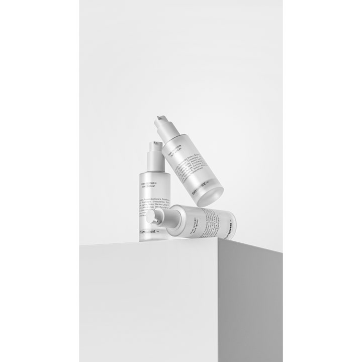 Niche Beauty Lab Transparent Lab Pure Glycerin Face Serum 50 ml fuktighetsgivende ansiktsserum i tre hvite pumpeflasker