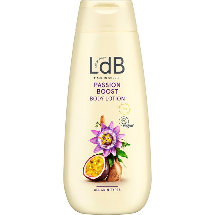 LdB Passion Boost Body Lotion 250ml fuktighetsgivende kroppskrem i beige flaske med lilla pasjonsblomst og frukt