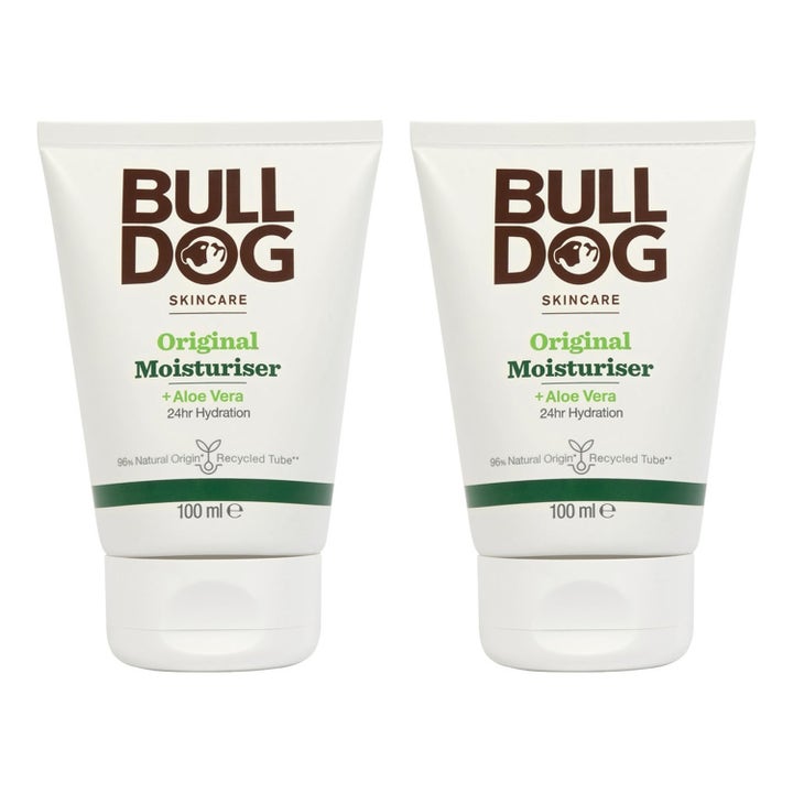 Bulldog Original Moisturiser 2 x 100 ml fuktighetskrem med aloe vera i to hvite tuber som gir 24 timers fukt.