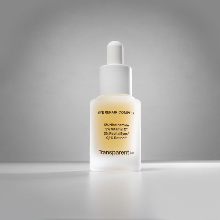 Niche Beauty Lab Transparent Lab Eye-Repair Complex 15 ml øyekrem med niacinamid og retinol i frostet glassflaske