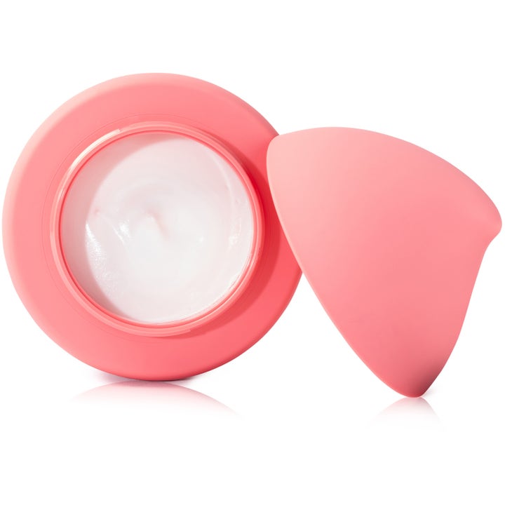 Sundae Whipped Body Moisturiser Watermelon Whirl 220 ml fuktighetsgivende bodylotion i åpen rosa krukke med hvit krem