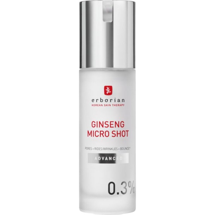 Erborian Ginseng Micro Shot avansert serum som reduserer porer i hvit frostet flaske med sølvfarget pumpekork.