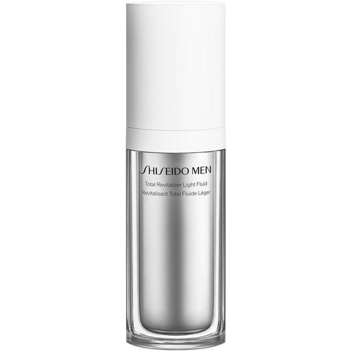 Shiseido Men Total Revitalizer Light Fluid 80 ml fuktighetskrem som gir energi i sølvfarget beholder med hvitt lokk
