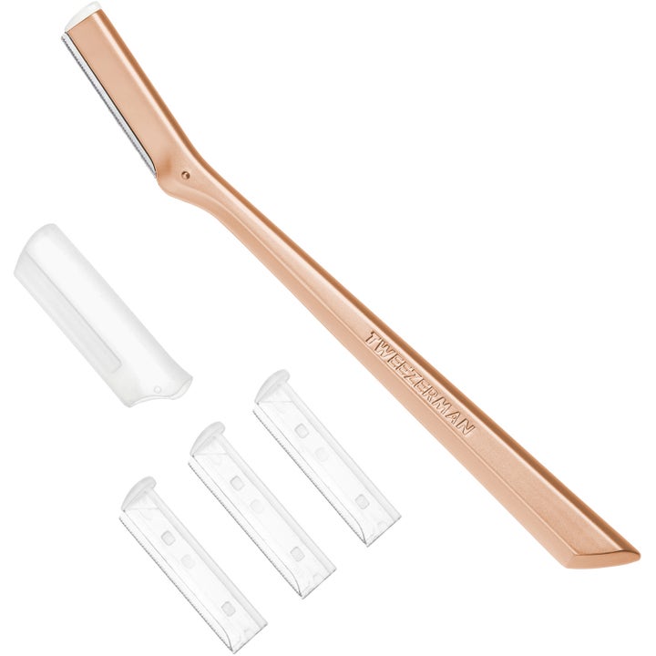 Tweezerman Facial Razor Rose Gold 1 stk ansiktshøvel fjerner ansiktshår i rosegull med tre reserveblader.