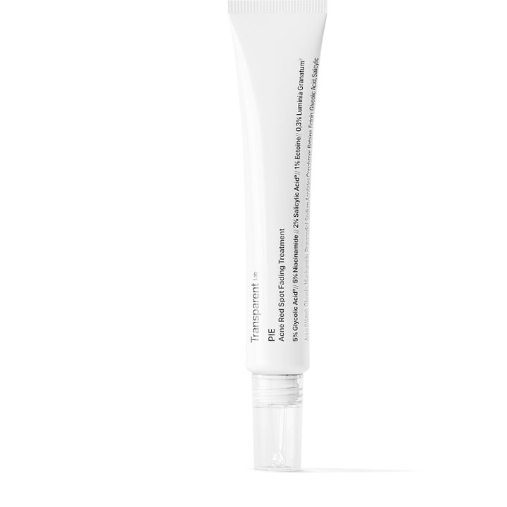 Transparent Lab PIE Acne Red Spot Fading Treatment 30ml mot kvisearr i hvit tube med gjennomsiktig kork.