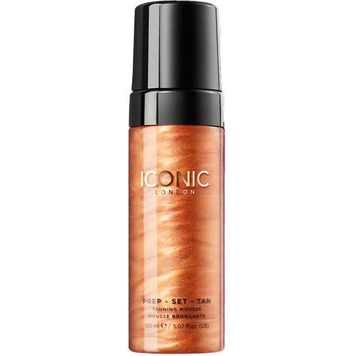 Iconic London Prep-Set-Tan 150 ml selvbruning som gir glød i en flaske med skimrende bronsefarget mousse og sort kork