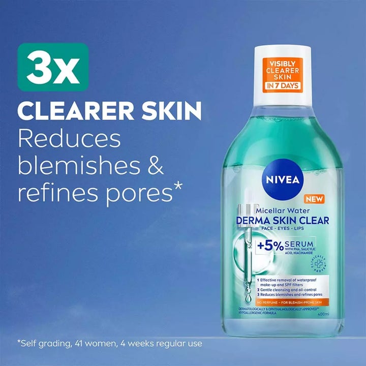 NIVEA Derma Skin Clear Micellar Water 400 ml dyprensende ansiktsrens som reduserer urenheter og forfiner porer.