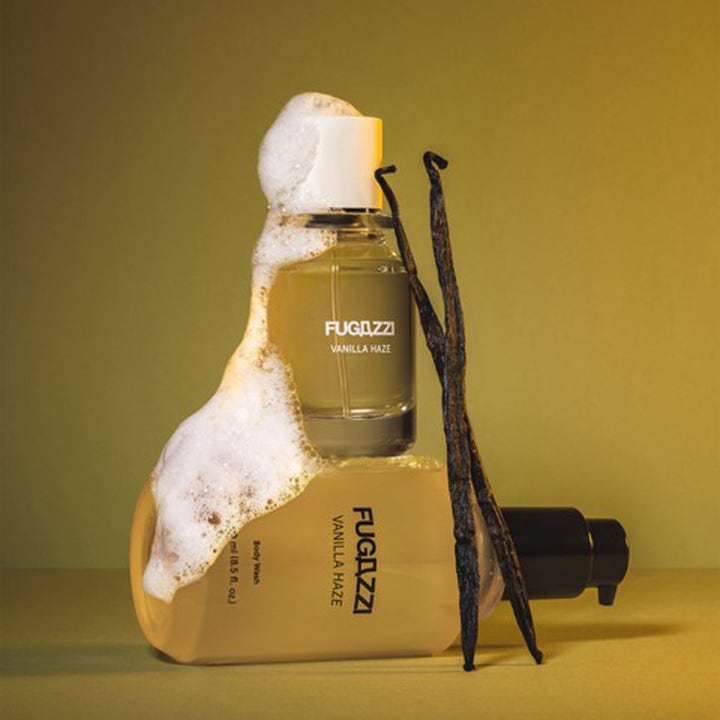Fugazzi Vanilla Haze Body Wash 250 ml fuktighetsgivende dusjsåpe med kremet hvitt skum og vaniljestenger.