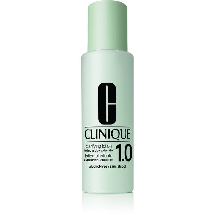 Clinique Clarifying Lotion 1.0 eksfolierende ansiktsvann som gir glød i en lysegrønn frostet flaske med mintfarget kork