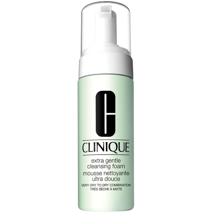 Clinique Extra Gentle Cleansing Foam mildt renseskum for tørr hud i lysegrønn flaske med hvit pumpe og klar kork