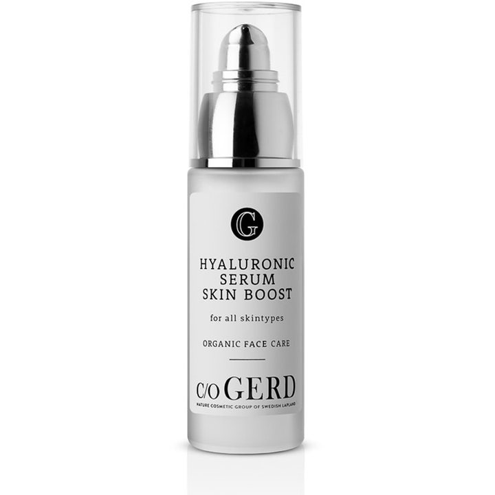 c/o GERD Hyaluronic Serum Skin Boost 30 ml fuktgivende ansiktsserum i frostet glassflaske med sølvpumpe