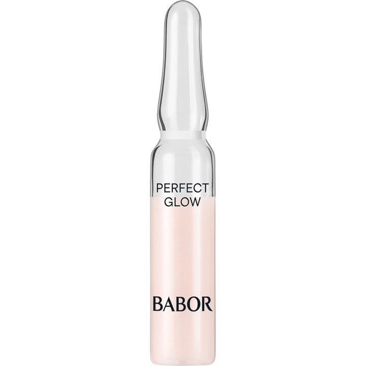 Babor Perfect Glow 2ml ampulle for strålende hud i en klar glassampulle med lyserosa serum og sort tekst