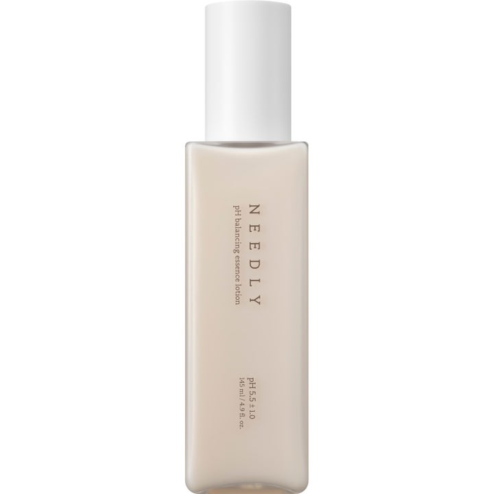 Needly pH Balancing Essence Lotion 145 ml fuktighetsgivende ansiktslotion i firkantet flaske med hvit kork.