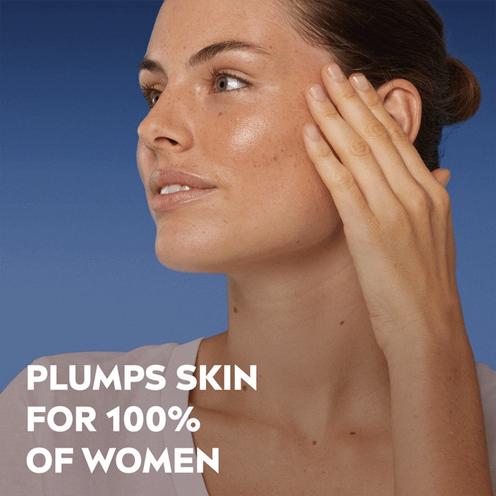 NIVEA Cellular Expert Filler 15 ml hyaluronsyraserum gir fylde vist med tekst Plumps skin for 100% of women