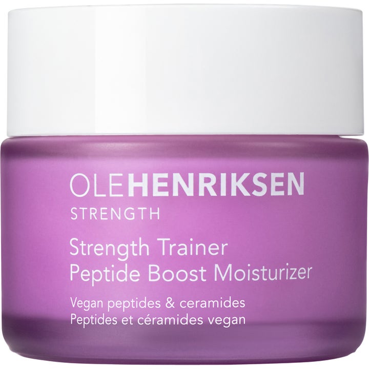 Ole Henriksen Strength Trainer Peptide Boost Moisturizer styrkende ansiktskrem med peptider i lilla glasskrukke med hvitt lokk