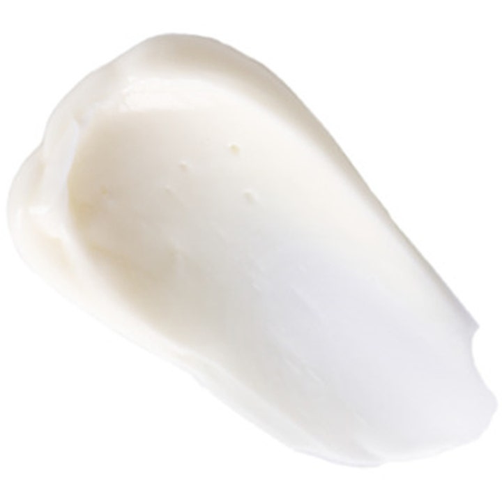 IDUN Minerals Day Cream Dry Skin 50 ml fuktighetsgivende dagkrem med en fyldig og hvit kremet tekstur.