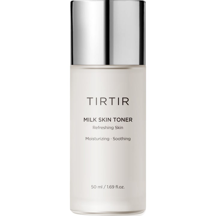 TIRTIR Milk Skin Toner 50 ml fuktighetsgivende toner som beroliger huden i hvit frostet flaske med sølvkork