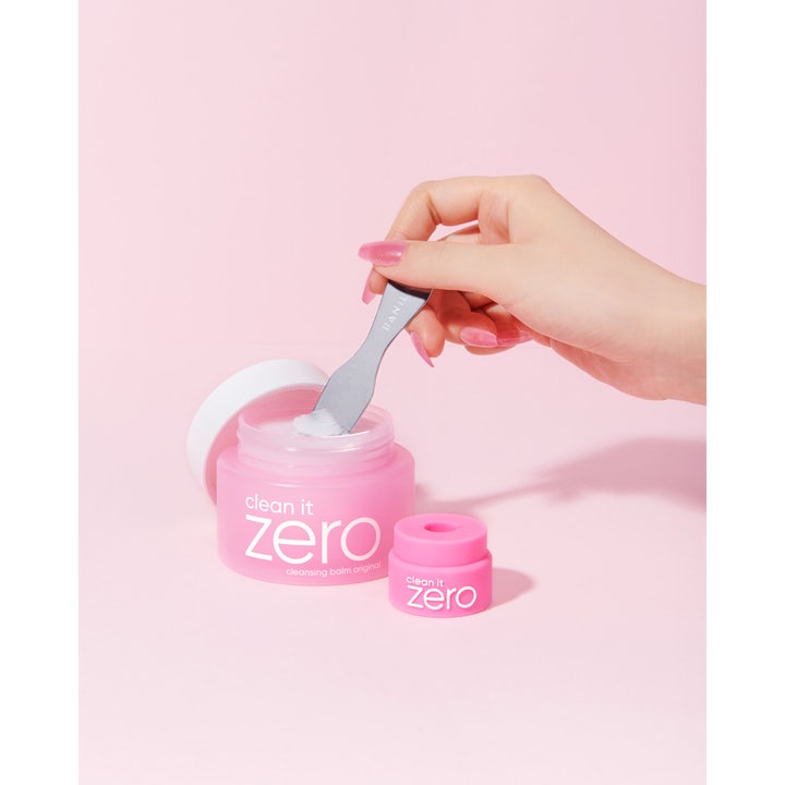 Banila Co Clean It Zero Spatula Set 1 stk hudpleieverktøy i sølvfarget metall som tar opp ansiktsrens
