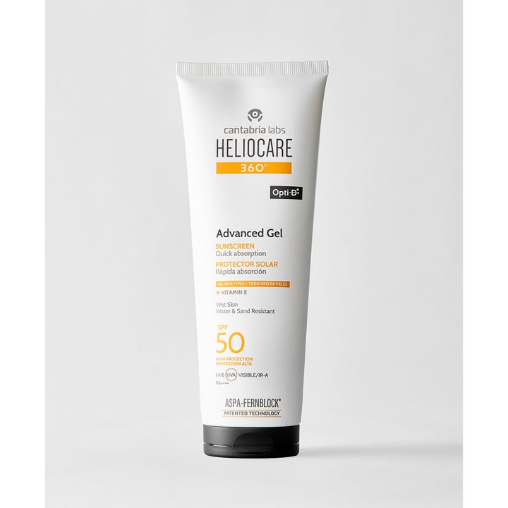 Heliocare 360 Advanced Gel SPF 50 250 ml solkrem i hvit tube med sort lokk som gir hurtigabsorberende beskyttelse.