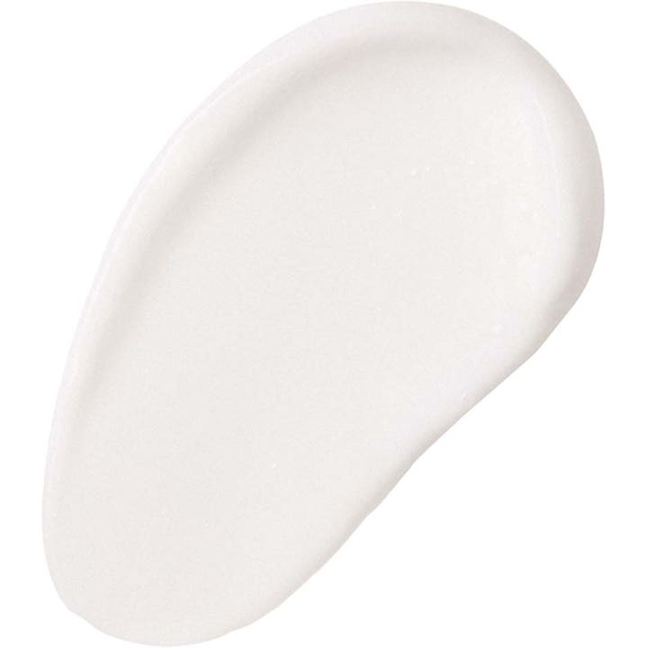 No7 Lift & Luminate Cleansing Exfoliator 100 ml gir glød med en hvit kremet tekstur og fine eksfolierende korn