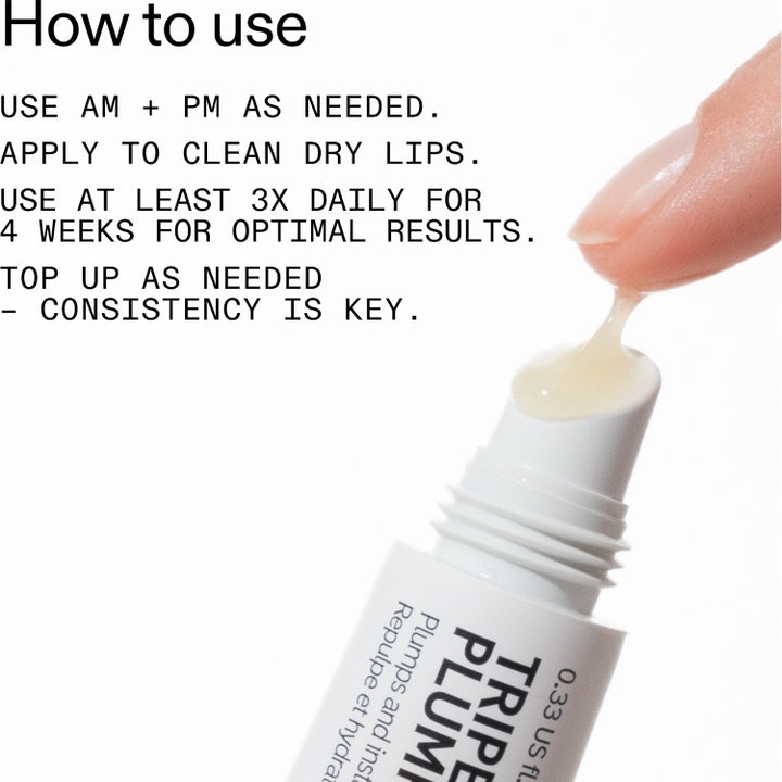 The INKEY List Tripeptide Plumping Lip Balm 10 ml med bruksanvisning og en dråpe balm på en fingertupp