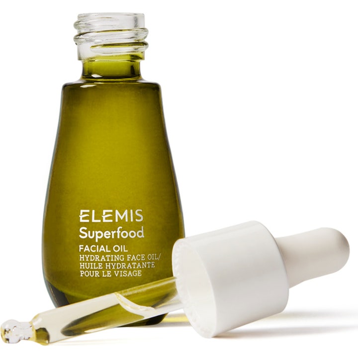Elemis Superfood Facial Oil 15 ml fuktighetsgivende ansiktsolje i grønn glassflaske med hvit pipette.